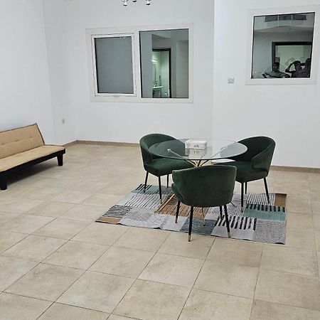 Lavish Private Rooms Шарджа Экстерьер фото